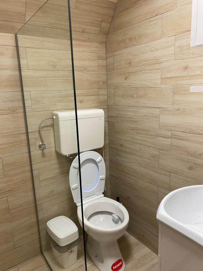 Delux Apartman Požarevac Buitenkant foto