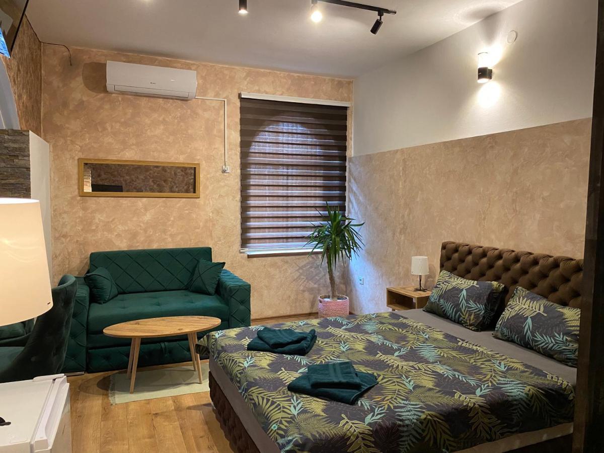 Delux Apartman Požarevac Buitenkant foto